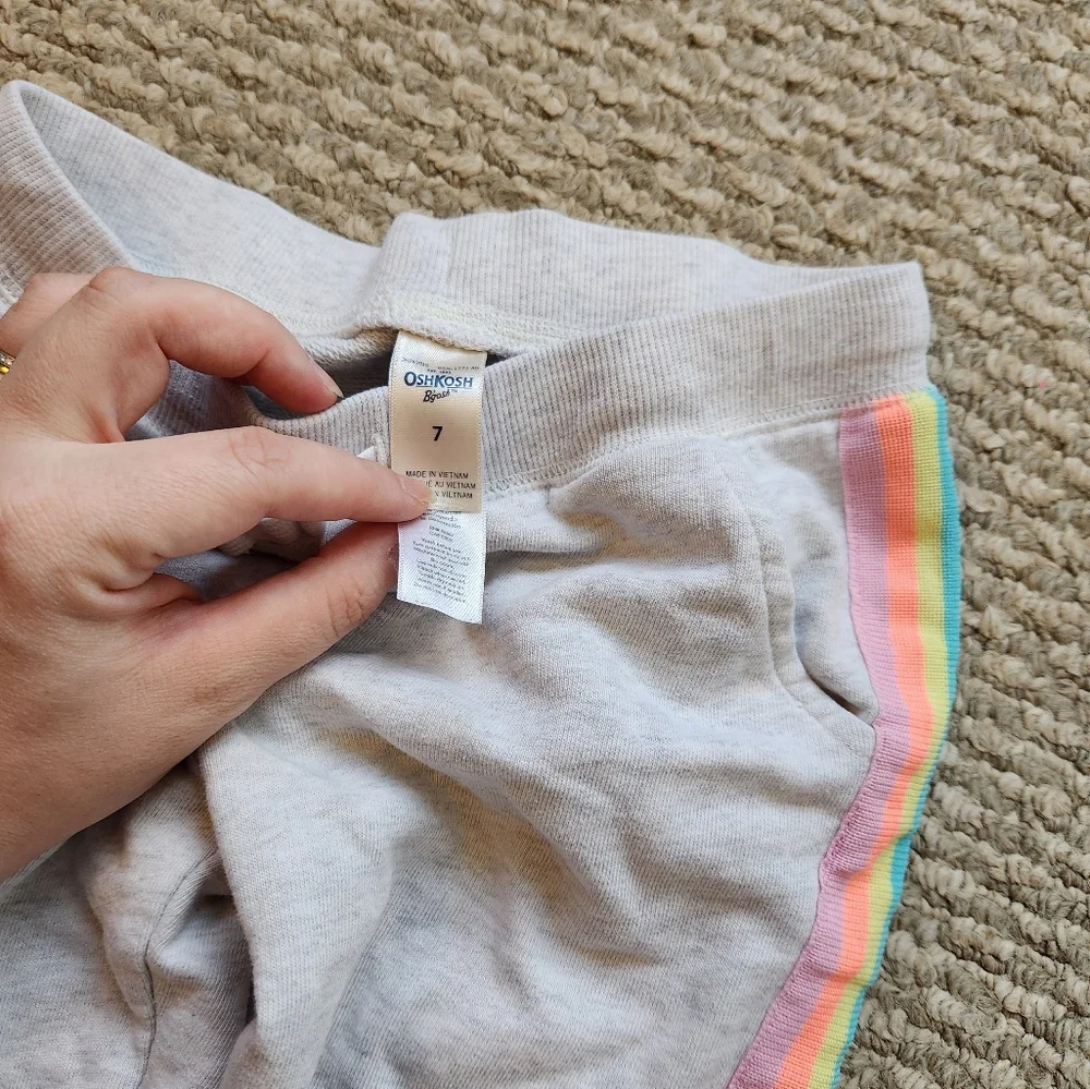 Size 7 girls oshkosh Joggers